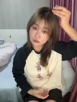 Snapshot of A-cola chatting on 06.02.26 A-cola online show from 06.02.26