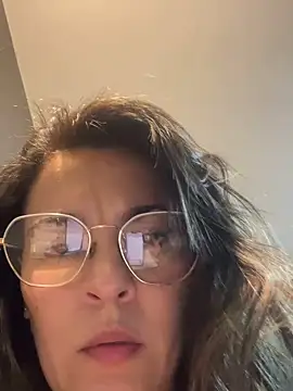 Snapshot of justinahallo chatting on 03.01.26 justinahallo online show from 03.01.26