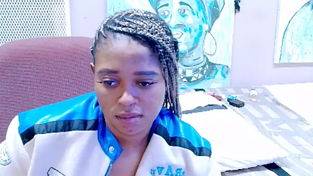 Snapshot of TyraHotxxx chatting on 04.25.26 TyraHotxxx online show from 04.25.26