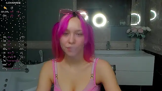 EmilyTrase online show from 03.26.26