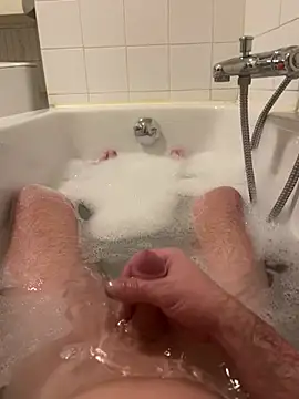 Snapshot of DeN_strip chatting on 02.13.26 DeN strip online show from 02.13.26