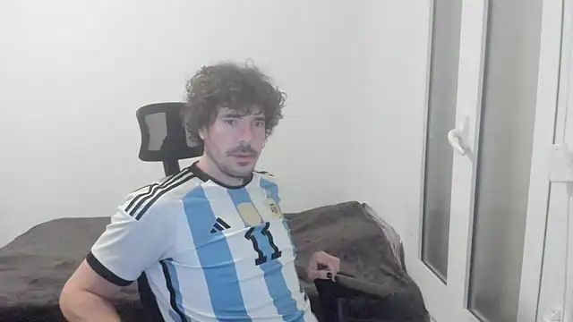 Snapshot of joaquin420_hot chatting on 02.20.26 joaquin420 hot online show from 02.20.26