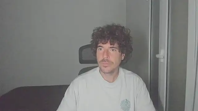 Snapshot of joaquin420_hot chatting on 03.05.26 joaquin420 hot online show from 03.05.26