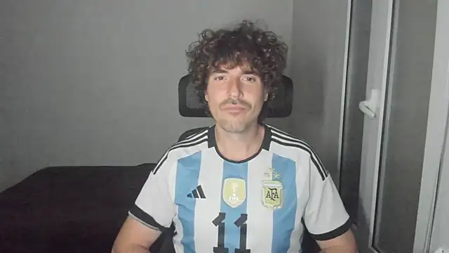 Snapshot of joaquin420_hot chatting on 03.08.26 joaquin420 hot online show from 03.08.26