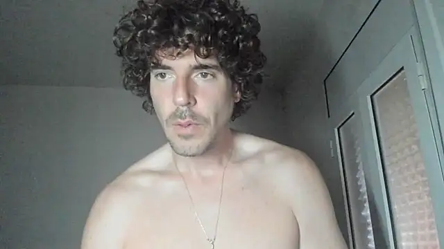 Snapshot of joaquin420_hot chatting on 03.10.26 joaquin420 hot online show from 03.10.26