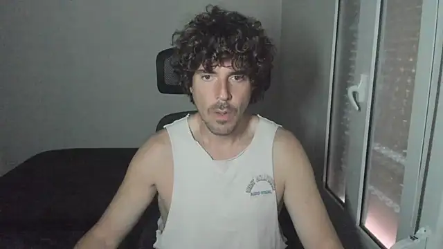 Snapshot of joaquin420_hot chatting on 03.19.26 joaquin420 hot online show from 03.19.26