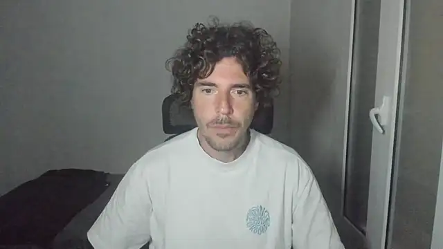 Snapshot of joaquin420_hot chatting on 04.06.26 joaquin420 hot online show from 04.06.26