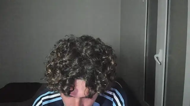 Snapshot of joaquin420_hot chatting on 04.16.26 joaquin420 hot online show from 04.16.26