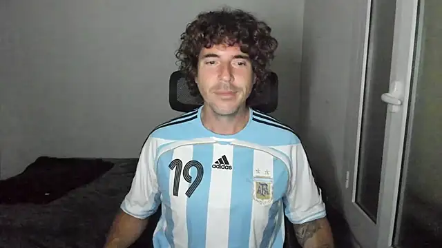 Snapshot of joaquin420_hot chatting on 05.05.26 joaquin420 hot online show from 05.05.26