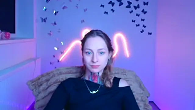 Esmi Winter online show from 04.01.26