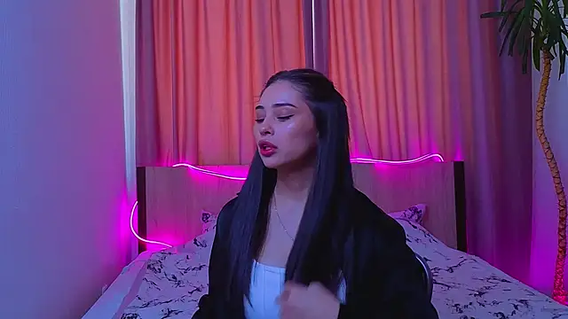 Sofia Plump online show from 02.11.26