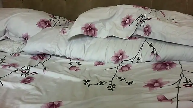elyseblue online show from 05.04.26