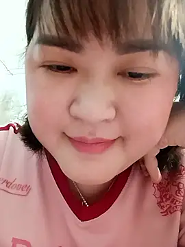 Snapshot of Kee-kimlee chatting on 03.26.26 Kee-kimlee online show from 03.26.26