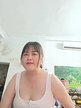 Snapshot of Kee-kimlee chatting on 05.19.26 Kee-kimlee online show from 05.19.26