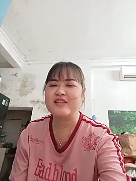 Snapshot of Kee-kimlee chatting on 05.21.26 Kee-kimlee online show from 05.21.26