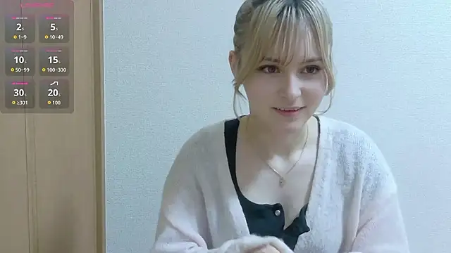 Snapshot of e_ri_ka93 chatting on 04.29.26 e ri ka93 online show from 04.29.26
