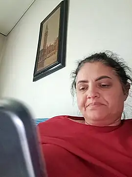 Snapshot of Sony28v chatting on 04.13.26 Sony28v online show from 04.13.26