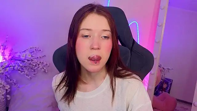 MmollyMay online show from 04.18.26