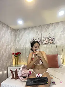 Brisa Silva online show from 07.06.26