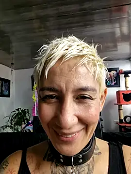Snapshot of Everlyn_sexx chatting on 07.10.26 Everlyn sexx online show from 07.10.26