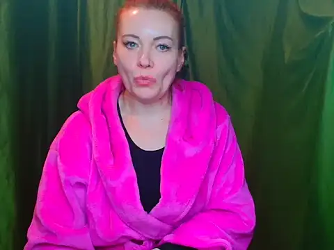 Snapshot of Milana9732 chatting on 04.13.26 Milana9732 online show from 04.13.26