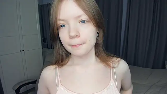 LavenderMitten online show from 04.09.26