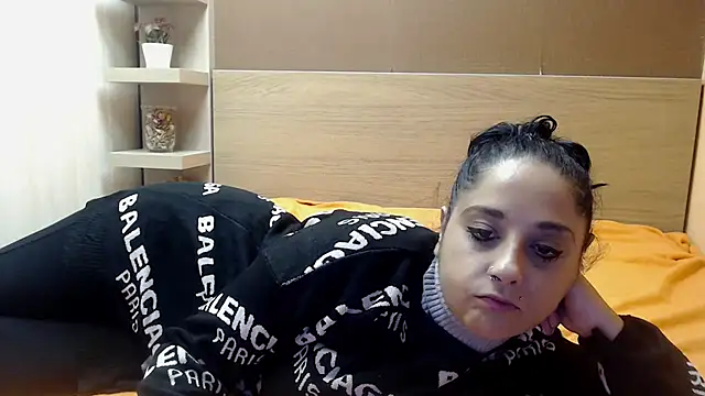 PinkyTwerkyX online show from 02.02.25