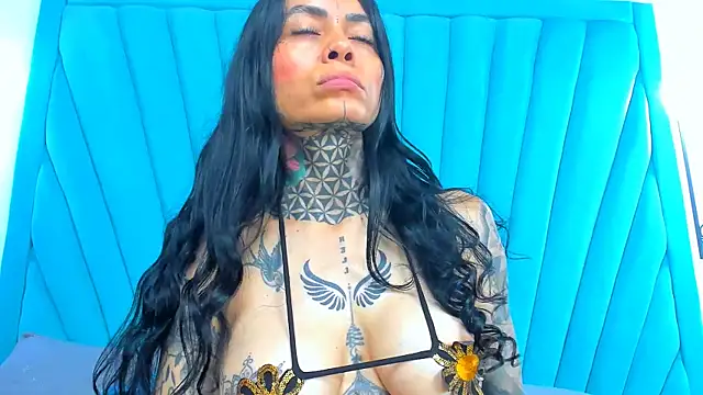 Mia Reyesjs online show from 03.08.26