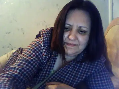 Snapshot of LockyCharm111 chatting on 04.21.26 LockyCharm111 online show from 04.21.26