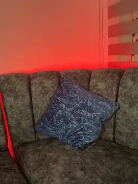 LARIISSAEVANS online show from 06.12.26
