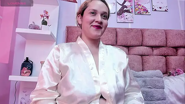 CurvaDorada noa online show from 03.02.26