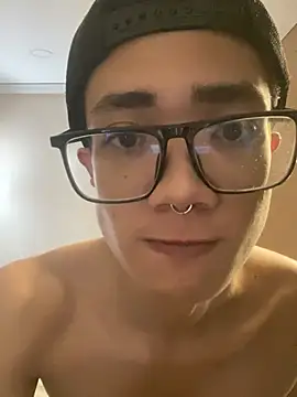 Snapshot of Santi_Princex chatting on 05.20.26 Santi Princex online show from 05.20.26