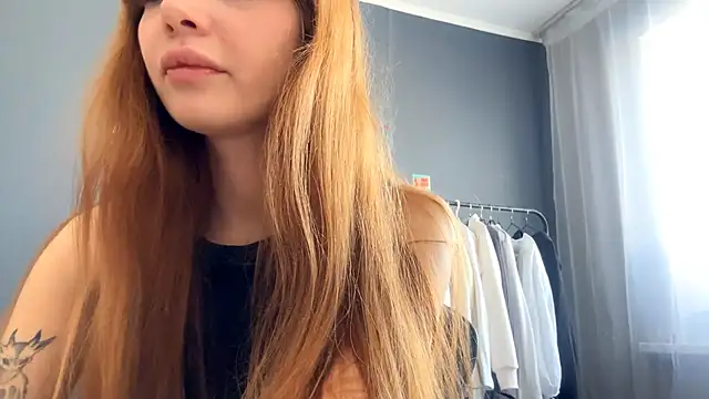 TaliaOgwynn online show from 02.12.26