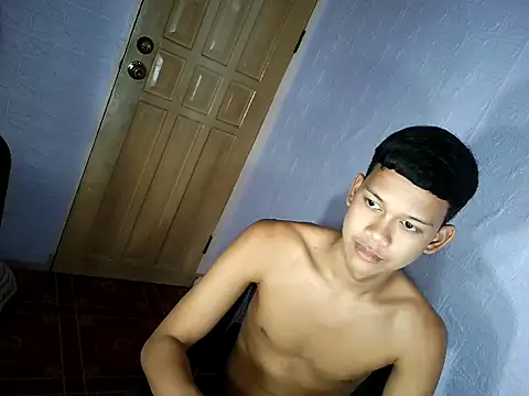 UrAsian Turjak online show from 03.27.26