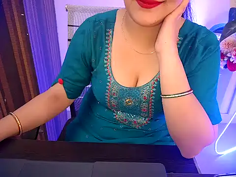  chitranshi online show from 02.20.26