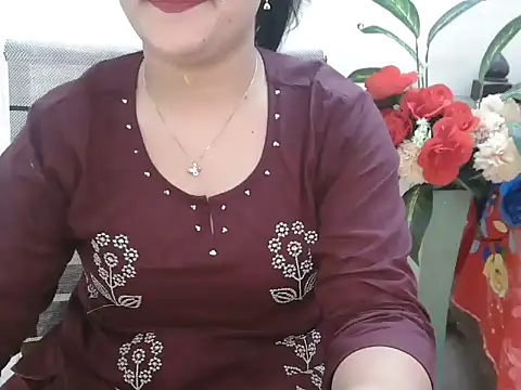 Snapshot of _chitranshi chatting on 06.04.26 chitranshi online show from 06.04.26
