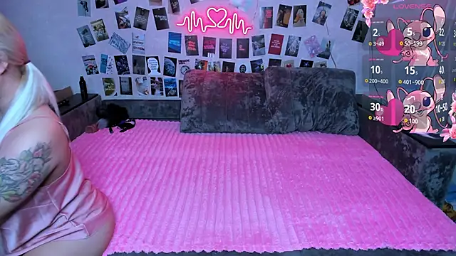 Snapshot of x_Ulya1cutex chatting on 03.28.26 x Ulya1cutex online show from 03.28.26