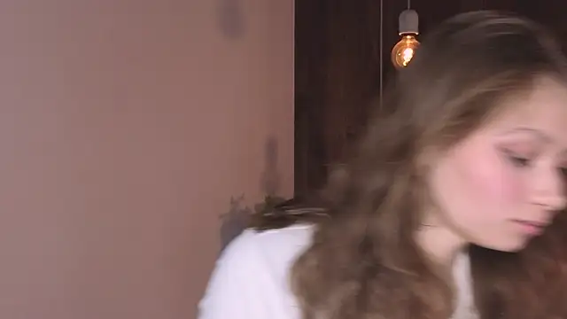 Snapshot of HolliBillig chatting on 02.22.26 HolliBillig online show from 02.22.26