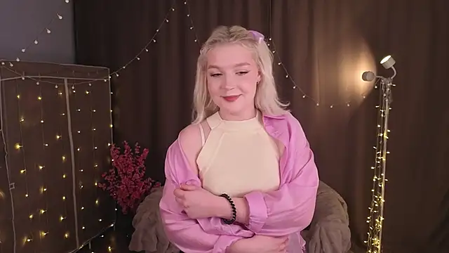 TobiteAnnie online show from 02.19.26