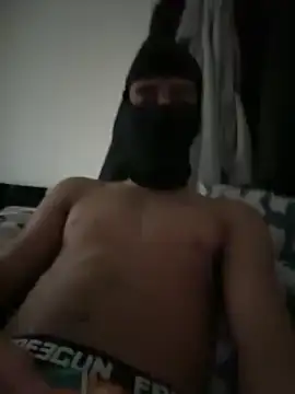 Snapshot of reubeu2pnm chatting on 02.10.26 reubeu2pnm online show from 02.10.26