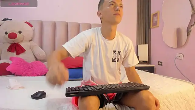 Dylan and Kim online show from 02.20.26