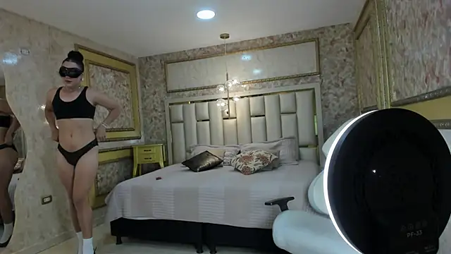 Snapshot of Veronica_hottie chatting on 02.27.26 Veronica hottie online show from 02.27.26