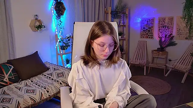 ElliFrankenweenie online show from 03.28.26