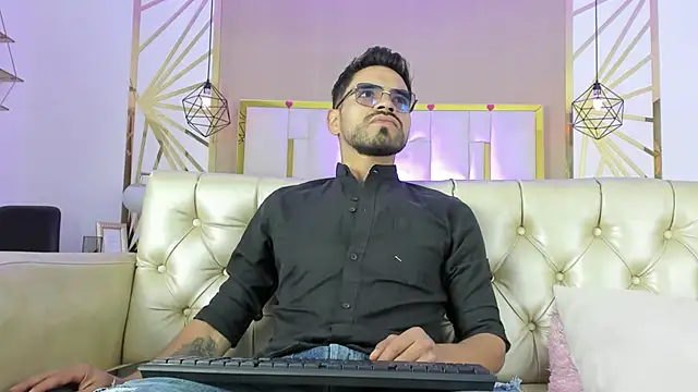 Snapshot of HotPulse_vc chatting on 02.20.26 HotPulse vc online show from 02.20.26