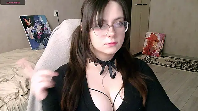 StayWithYuki online show from 02.21.26