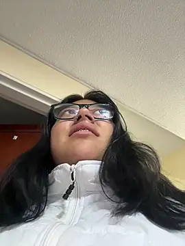 Lismar fire online show from 04.11.26