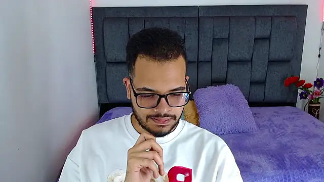 J black  online show from 02.10.26