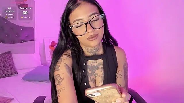 Aisha Haddad online show from 02.14.26