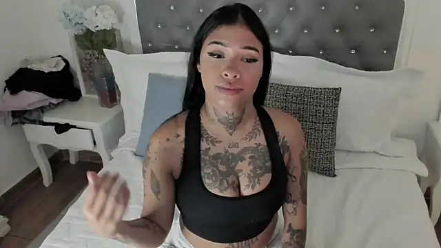 Aisha Haddad online show from 04.16.26