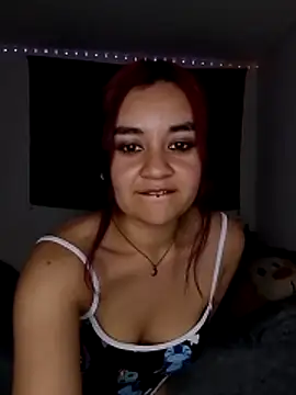 Snapshot of Lucy_allen1 chatting on 02.12.26 Lucy allen1 online show from 02.12.26